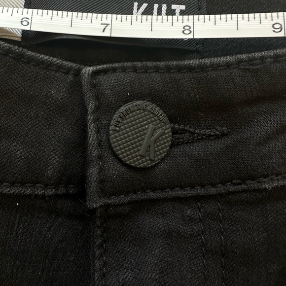 Kut from the Kloth black Denim Pants
Size 0
Brand Kut
Color Black - Picture 7 of 10